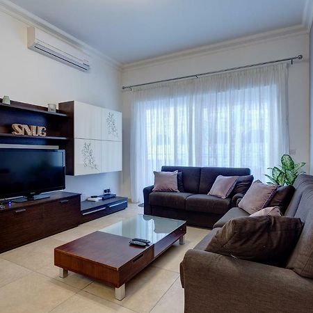 Gorgeous Apartment With Terrace In Fort Cambridge, Pool Sliema Kültér fotó