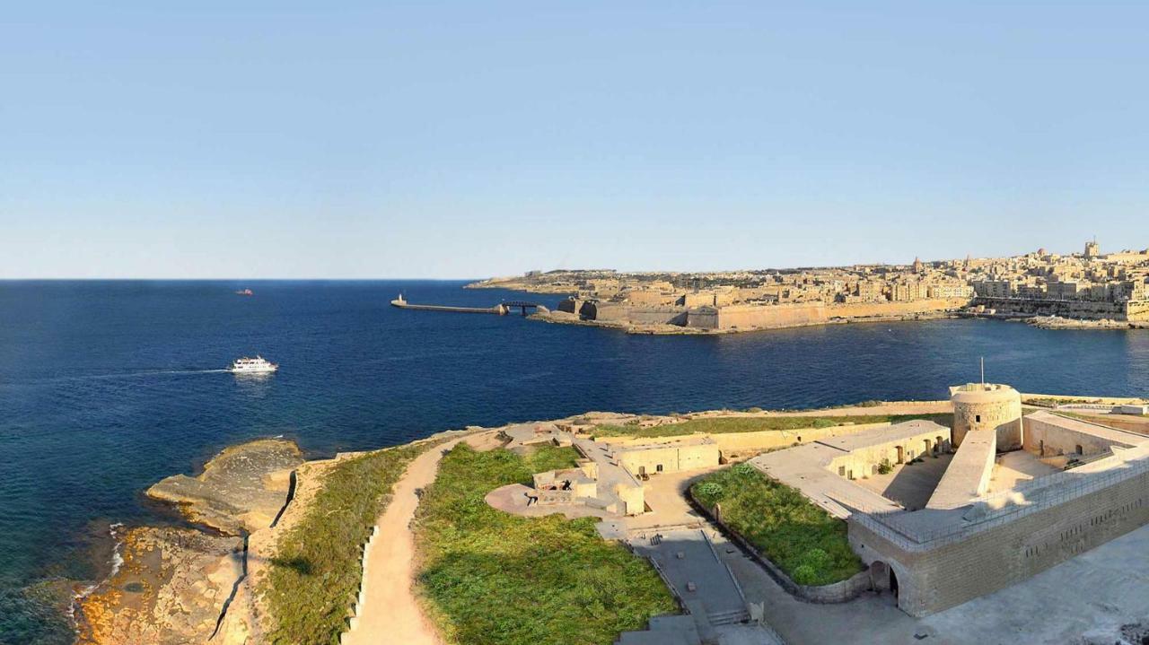 Gorgeous Apartment With Terrace In Fort Cambridge, Pool Sliema Kültér fotó